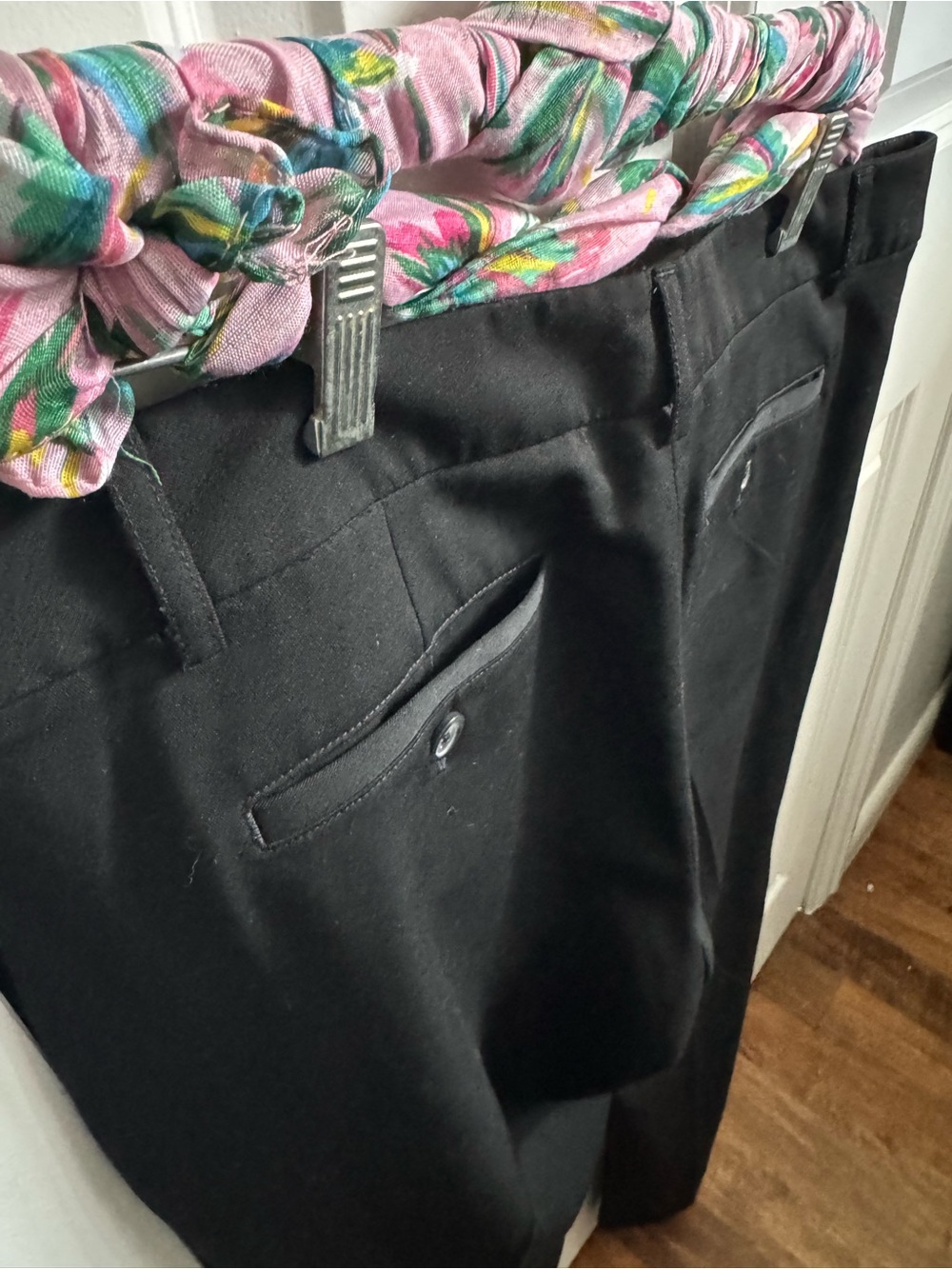 Classic Black Women's Trousers - Picture 5 of 5